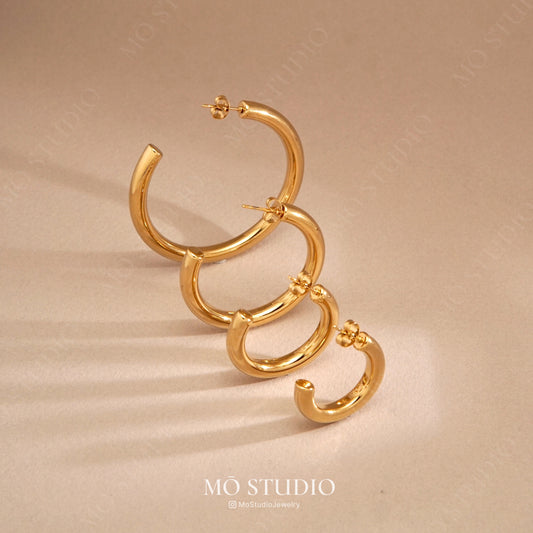 chunky large gold hoop earrings 18k in 25mm, 30,, 40mm, 50mm