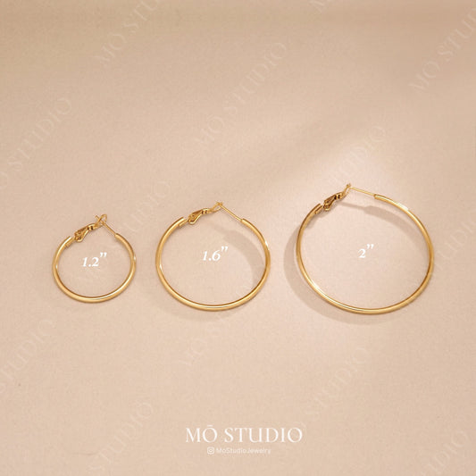 thin gold hoop earrings set in 30mm 40mm 50mm