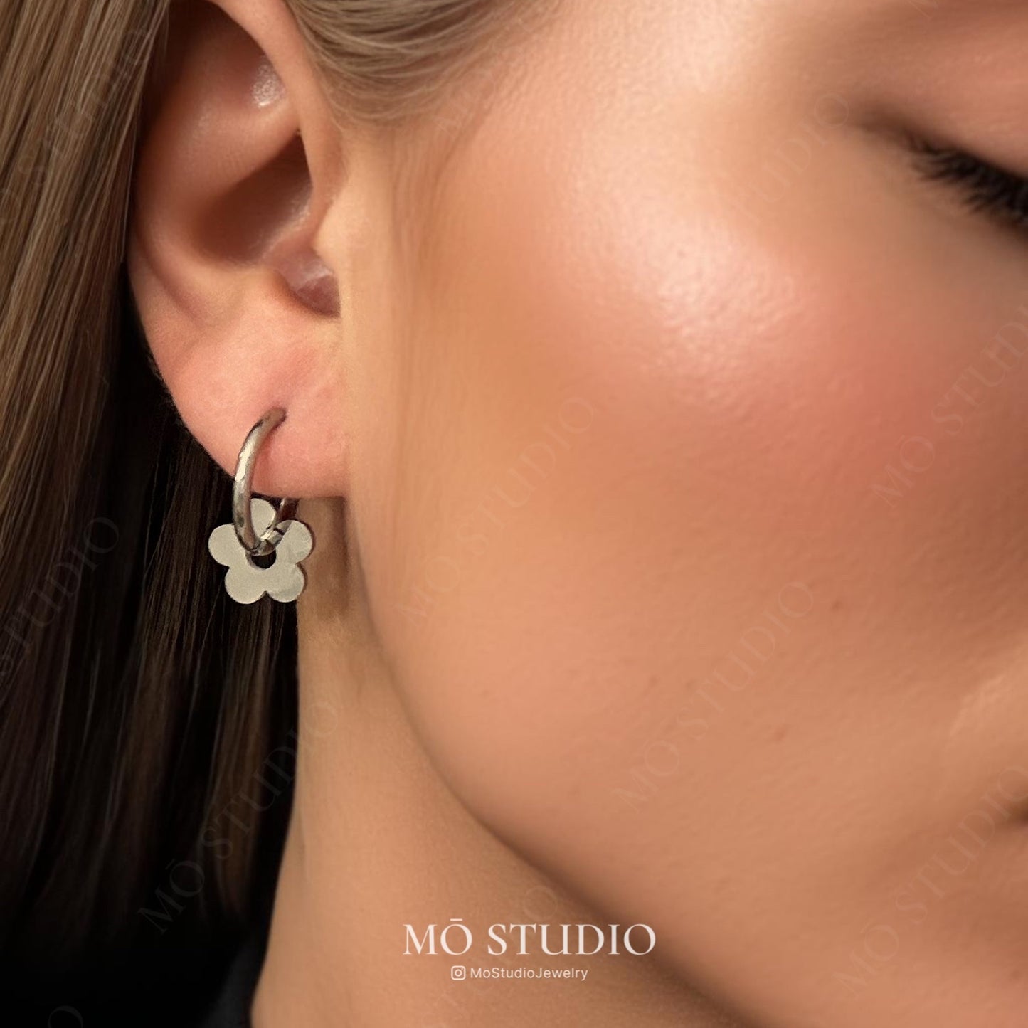Daisy Flower Hoop Earrings