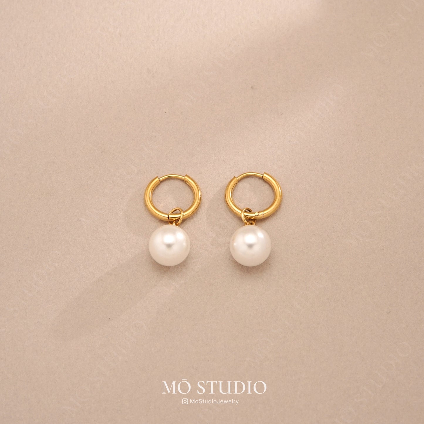 small gold pearl huggie hoop earrings 14mm