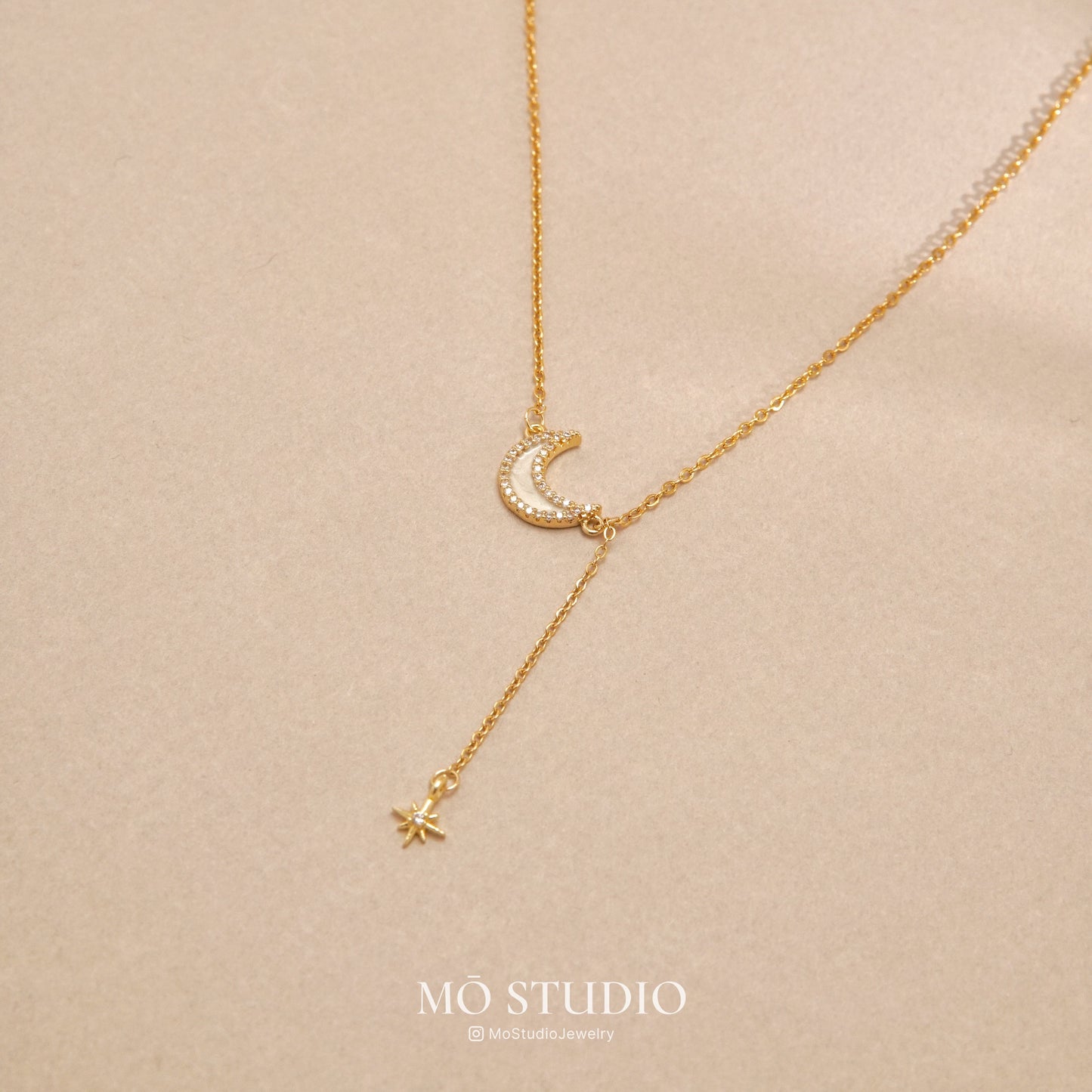 anime-inspired sailor moon star necklace