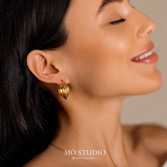 Chunky Twisted Hoop Earrings Set – Gold & Silver