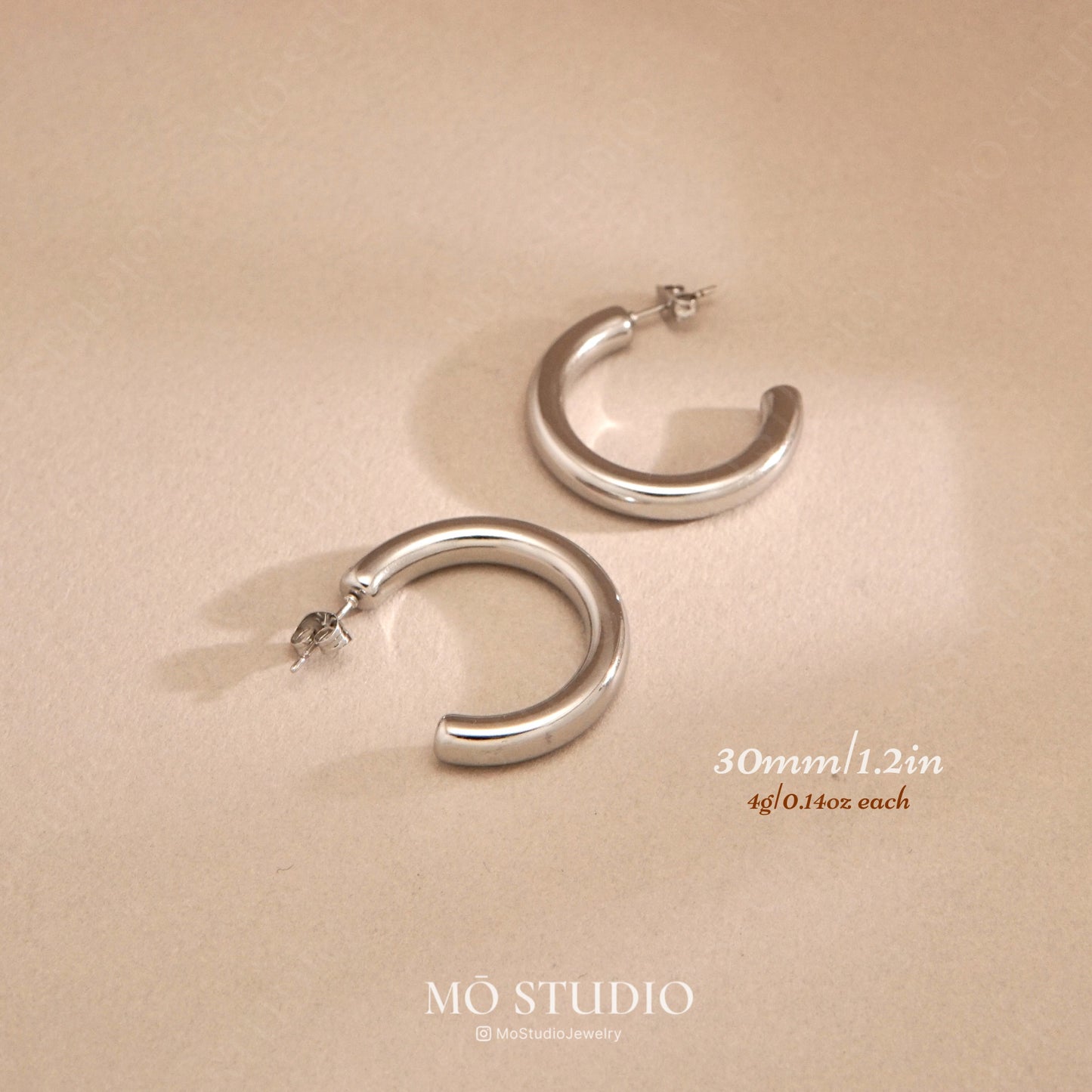 Chunky Gold Tube Hoop Earrings – 25mm, 30mm, 40mm, 50mm