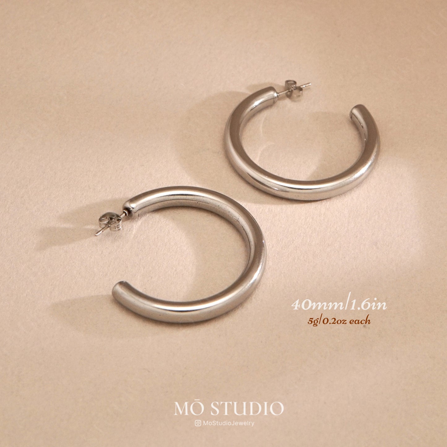 Chunky Gold Tube Hoop Earrings – 25mm, 30mm, 40mm, 50mm