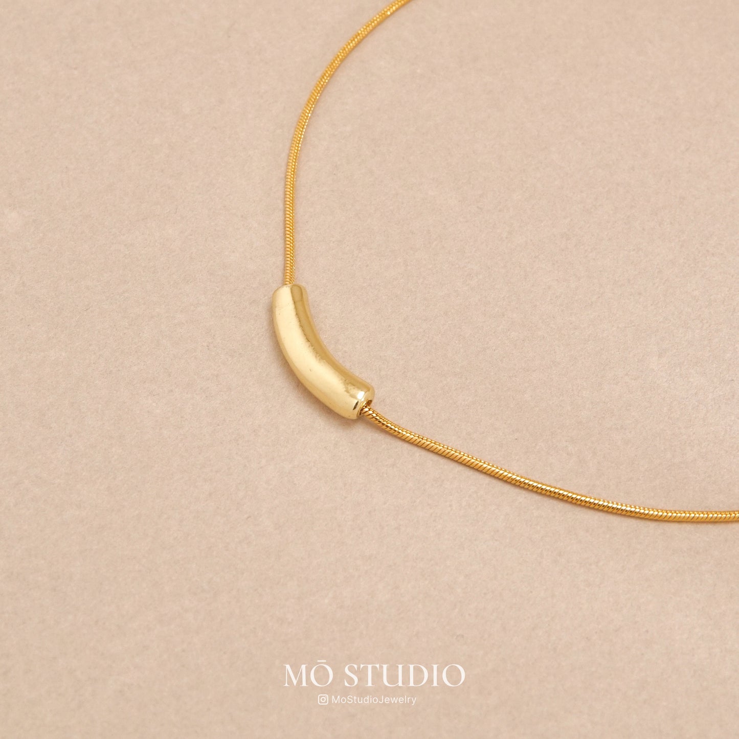 simple gold snake chain necklace